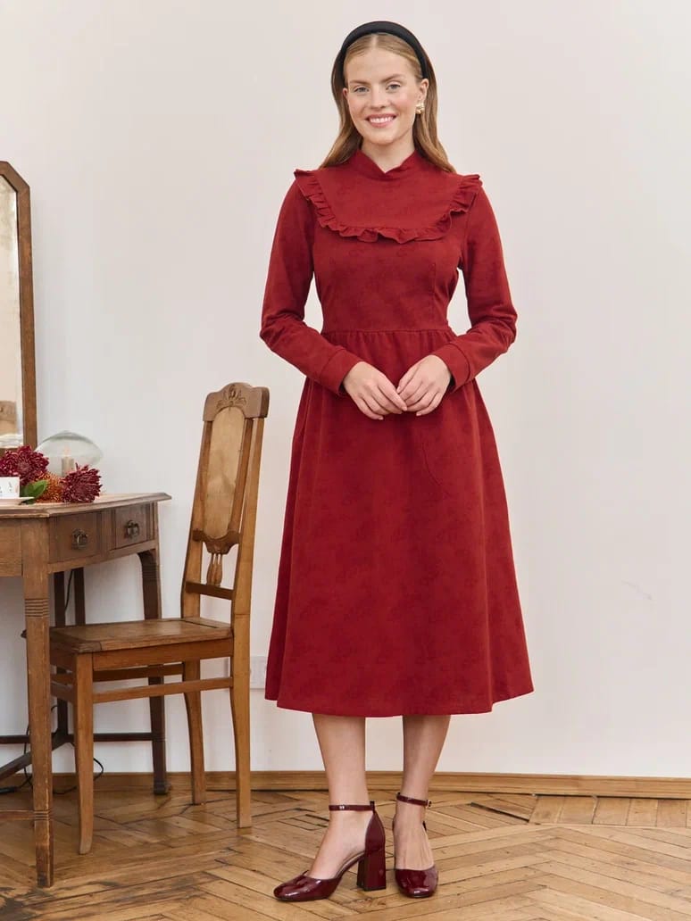 Платье с вшитой манишкой. Фото 1