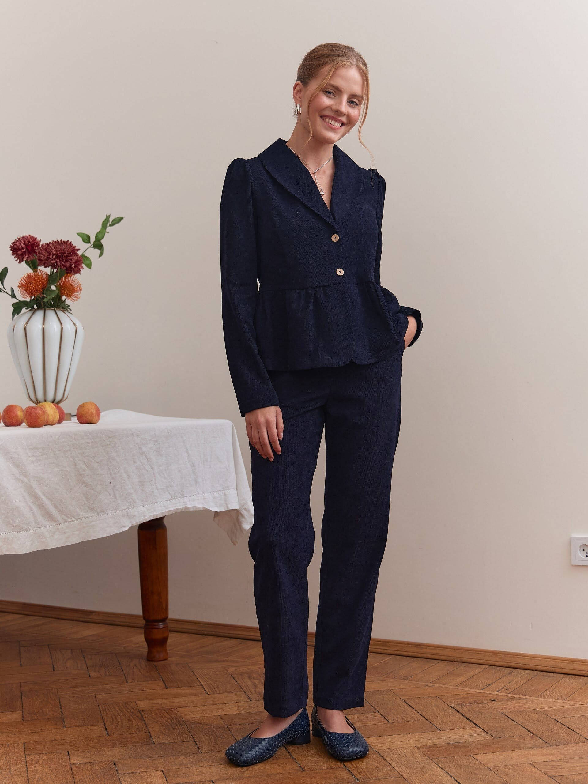 Брюки классические вельветовые. Фото 1