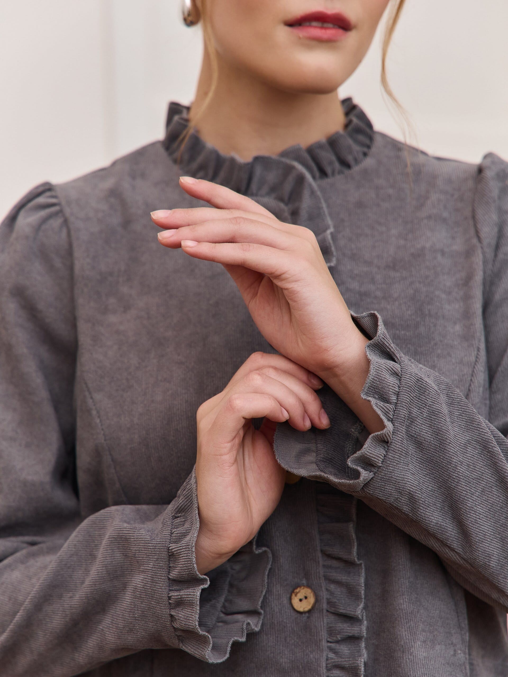 Жакет вельвет укороченный