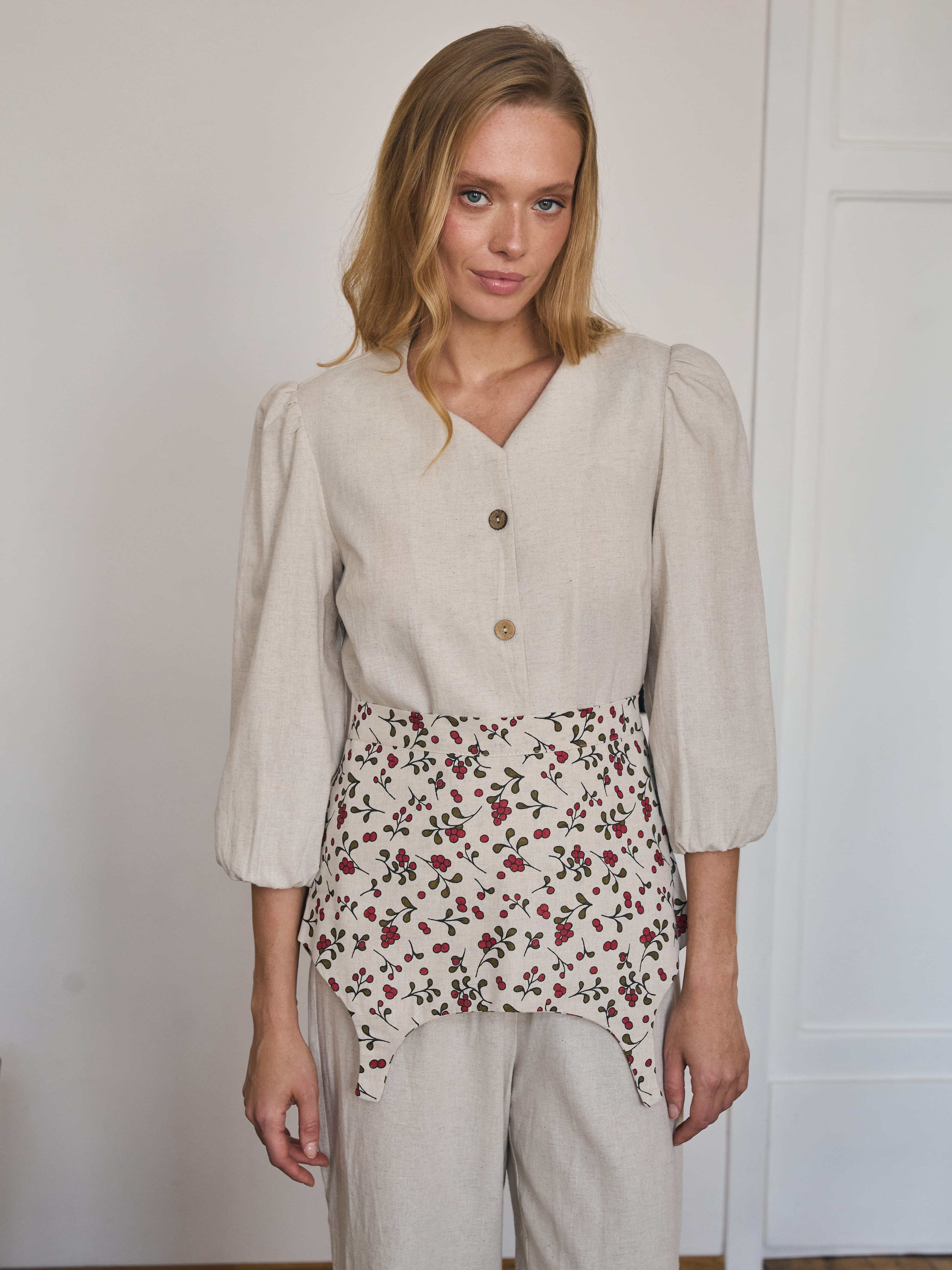 Пояс баска изо льна на талию