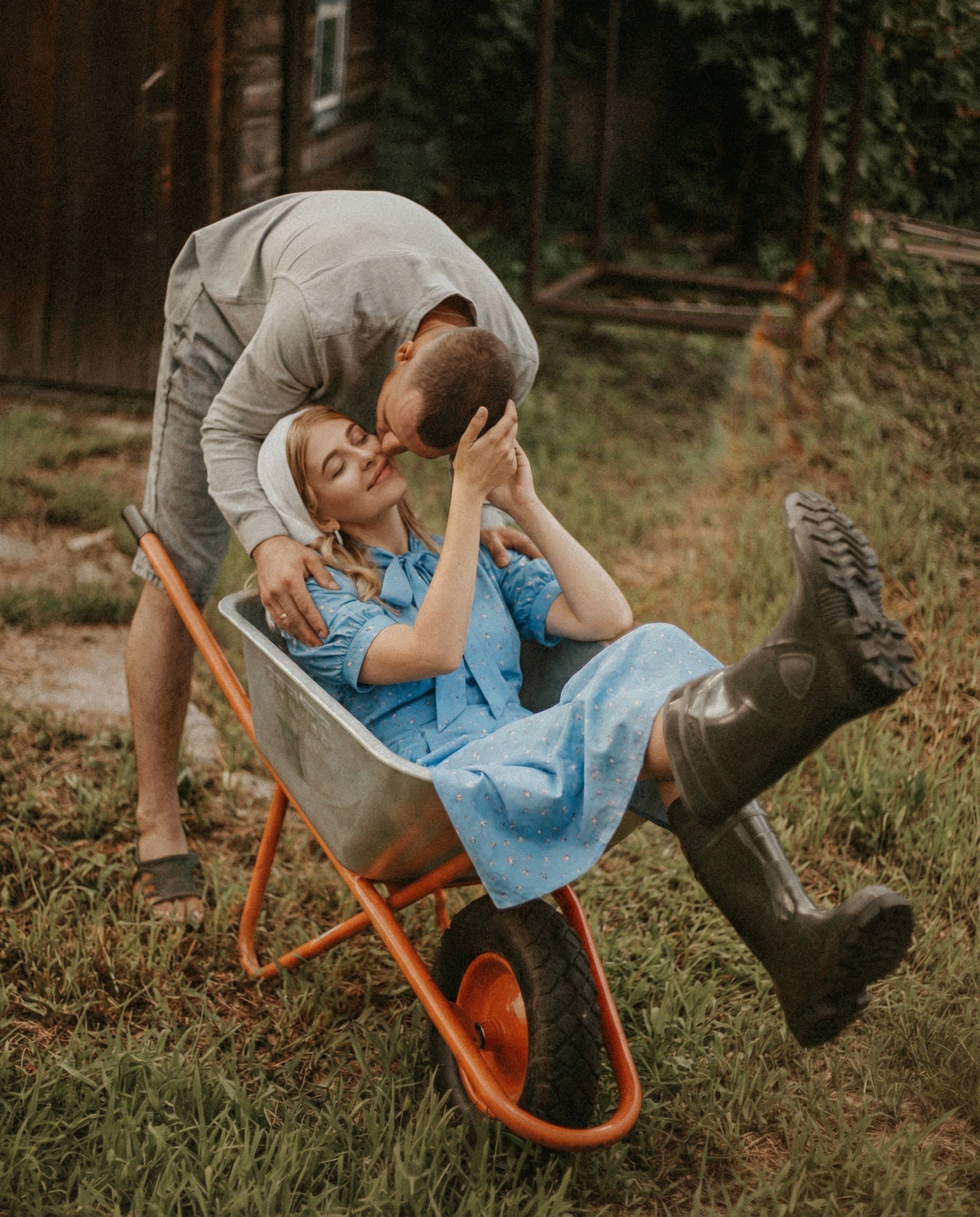 ВО САДУ ЛИ by FLORACION, кадр 1